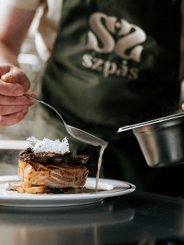 Right top gallery image